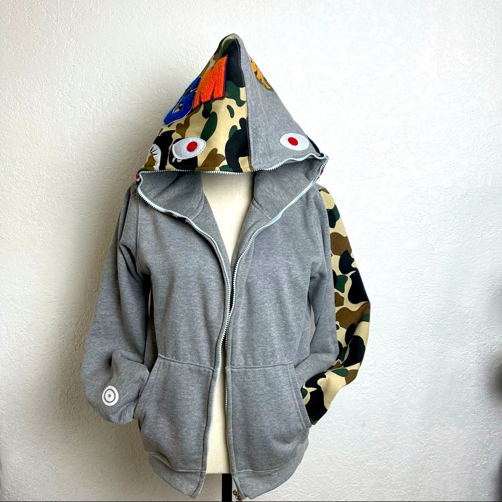 A Bathing Ape Gray Camo Sleeve Hoodie Large